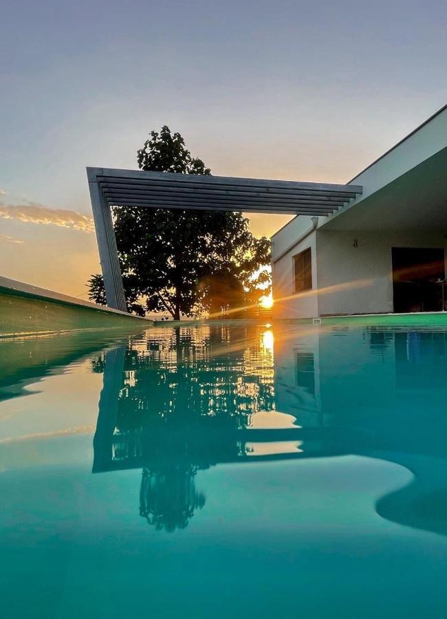 Villa Mona ,Heated Swimming Pool โมสตาร์ ภายนอก รูปภาพ
